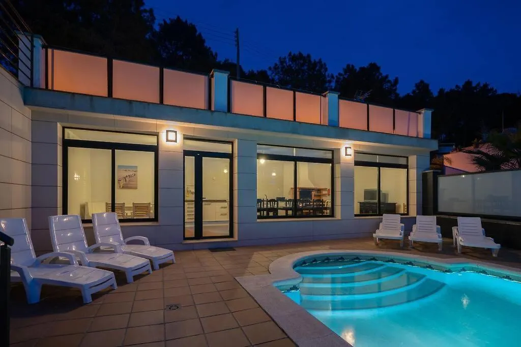 Villa Aurore, 12 Persons, Large Salt-Water Pool, Air Conditioning Lloret de Mar 0*,