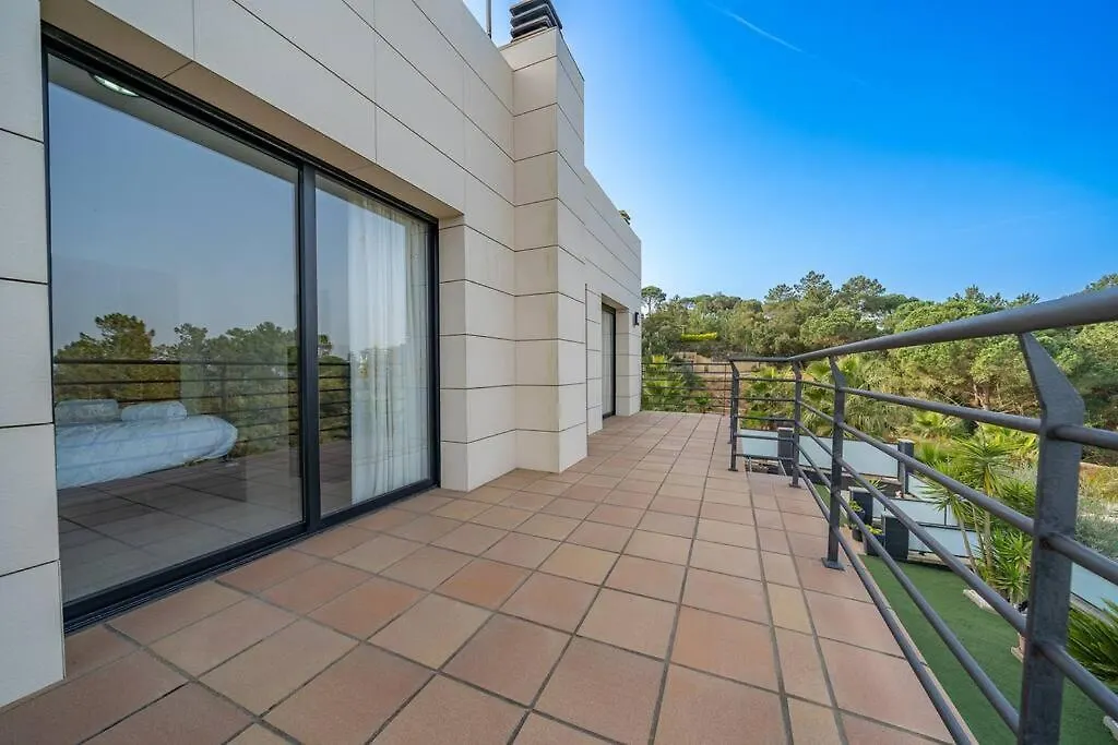 Villa Aurore, 12 Persons, Large Salt-Water Pool, Air Conditioning Lloret de Mar