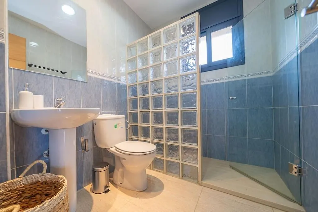 Villa Aurore, 12 Persons, Large Salt-Water Pool, Air Conditioning Lloret de Mar 0*,  Spain